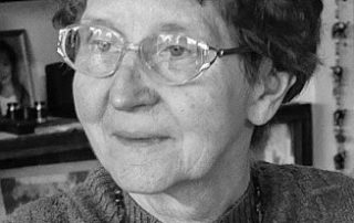 Szesztay Andrásné